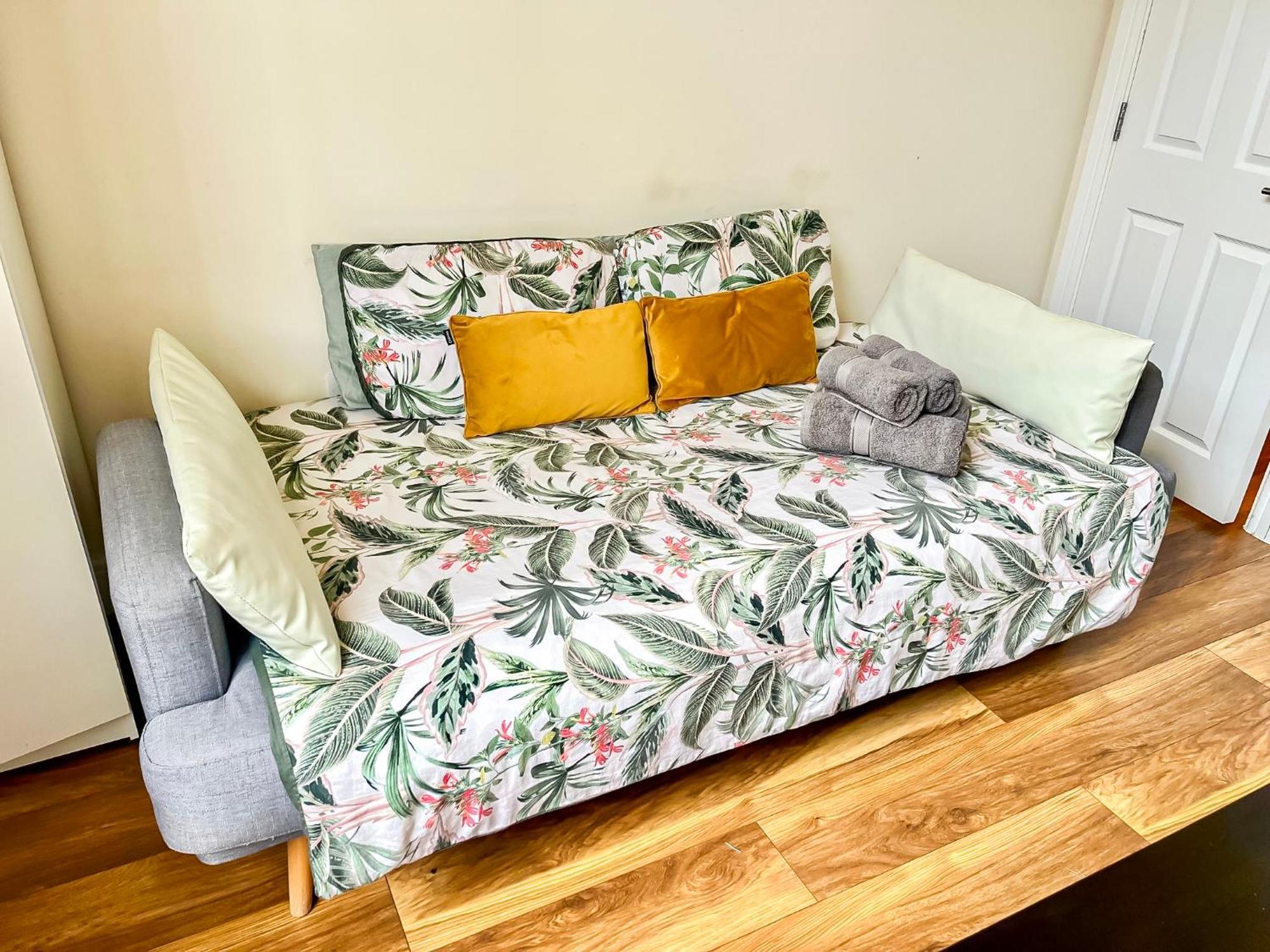 לונדון Charming 2-Bedroom Flat In Shepherd'S Bush, Near Hammersmith מראה חיצוני תמונה
